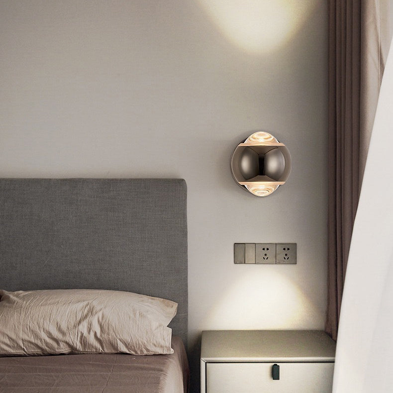 Applique murale LED contemporaine créative ronde orbe rotative en verre, fer et aluminium pour chambre à coucher 