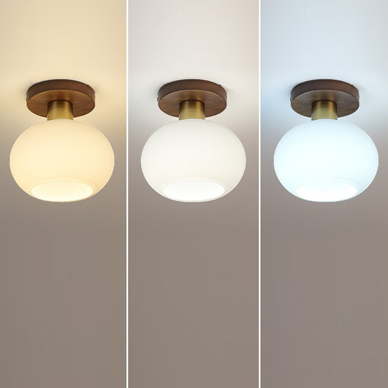 Plafonnier semi-encastré 1 lumière en laiton et noyer avec globe en verre rond chinois traditionnel pour chambre à coucher 