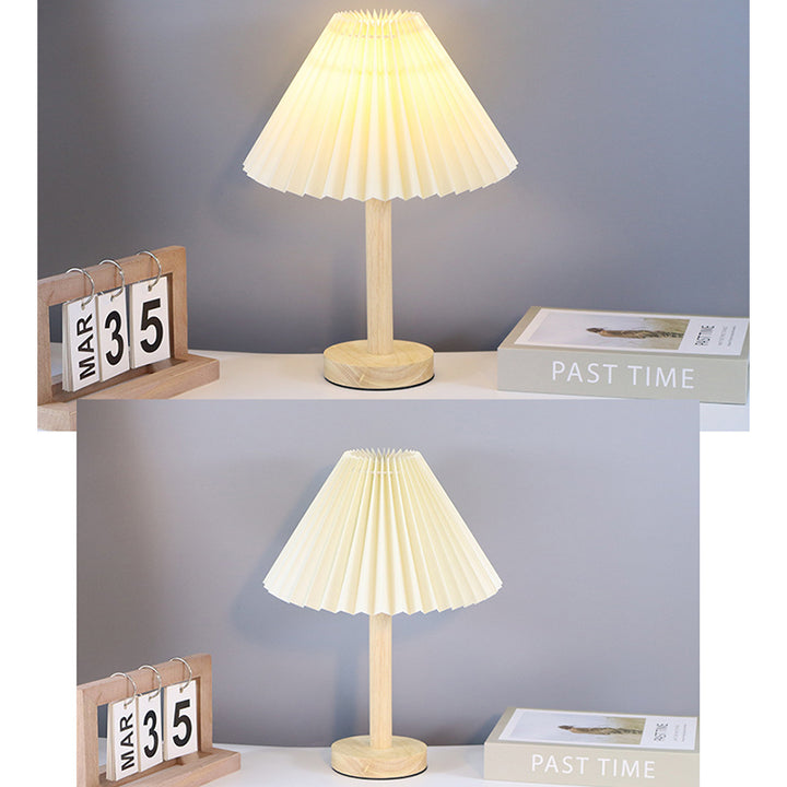 Zeitgenössische skandinavische Faltfächer Tischlampe aus Stoff und Massivholz mit 1 Licht für das Wohnzimmer 