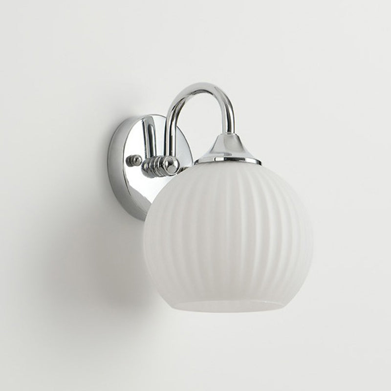 Moderne minimalistische Kugelgestreifte runde Glas-Eisen-Wandleuchte mit 1 Licht für das Wohnzimmer 