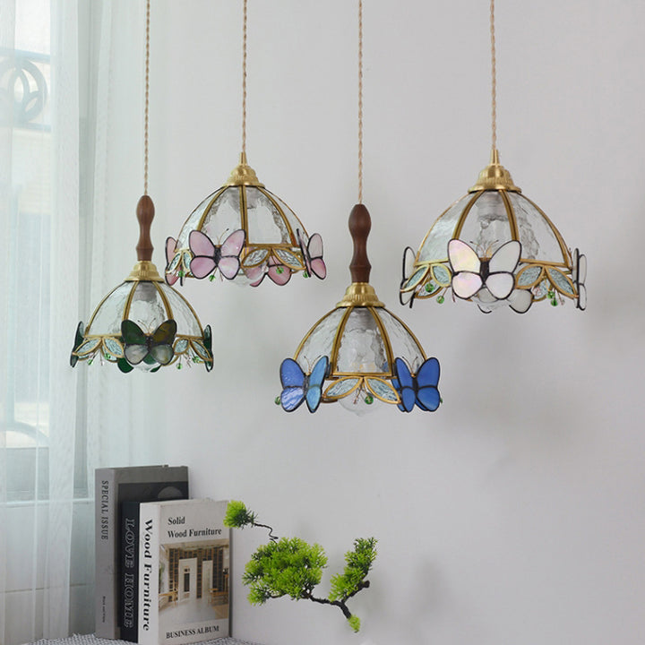 Traditionelle französische halbrunde Schmetterlingsglas-Walnuss-Messing-1-Licht-Pendelleuchte für das Wohnzimmer 