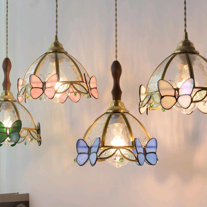Traditionelle französische halbrunde Schmetterlingsglas-Walnuss-Messing-1-Licht-Pendelleuchte für das Wohnzimmer 