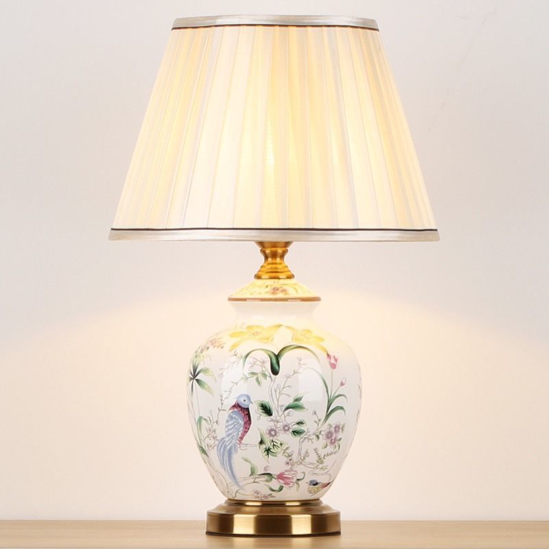 Lampe de table en céramique à tissu rond festonné avec motif d&