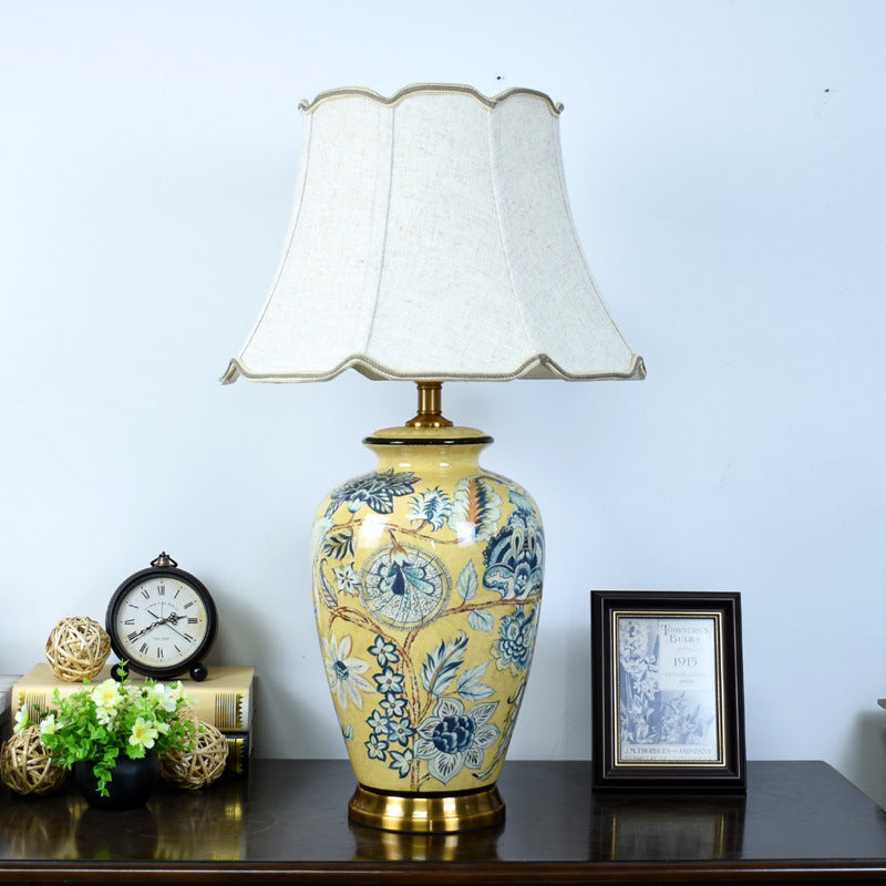 Lampe de table en céramique à 1 lumière avec tissu vieilli traditionnel vintage fleur oiseau rond pour salon 