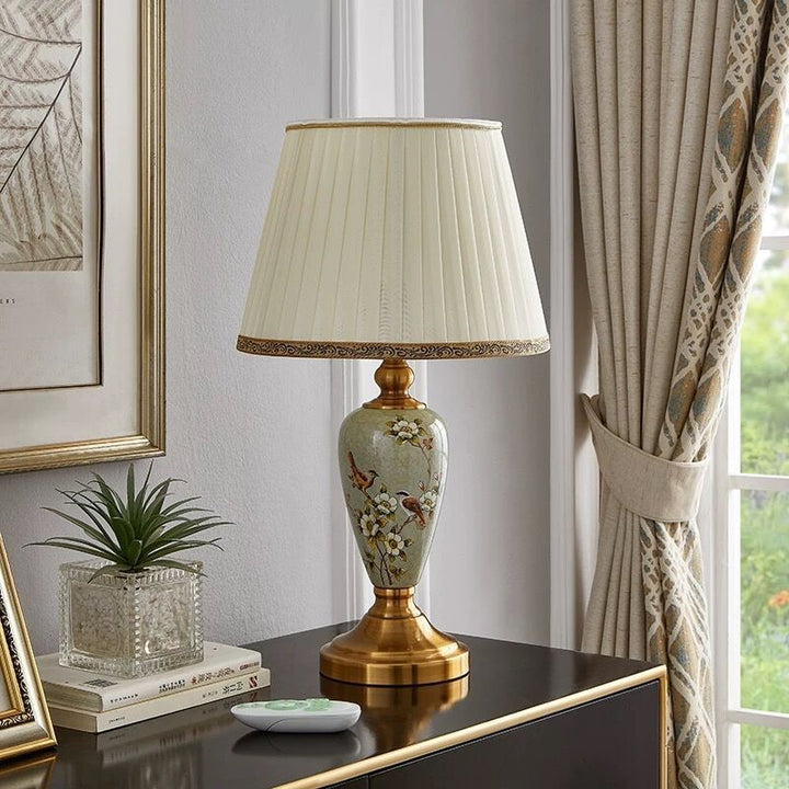 Lampe de table en céramique avec tissu en forme de feuilles de ventilateur rond chinois traditionnel à 1 lumière pour salon 