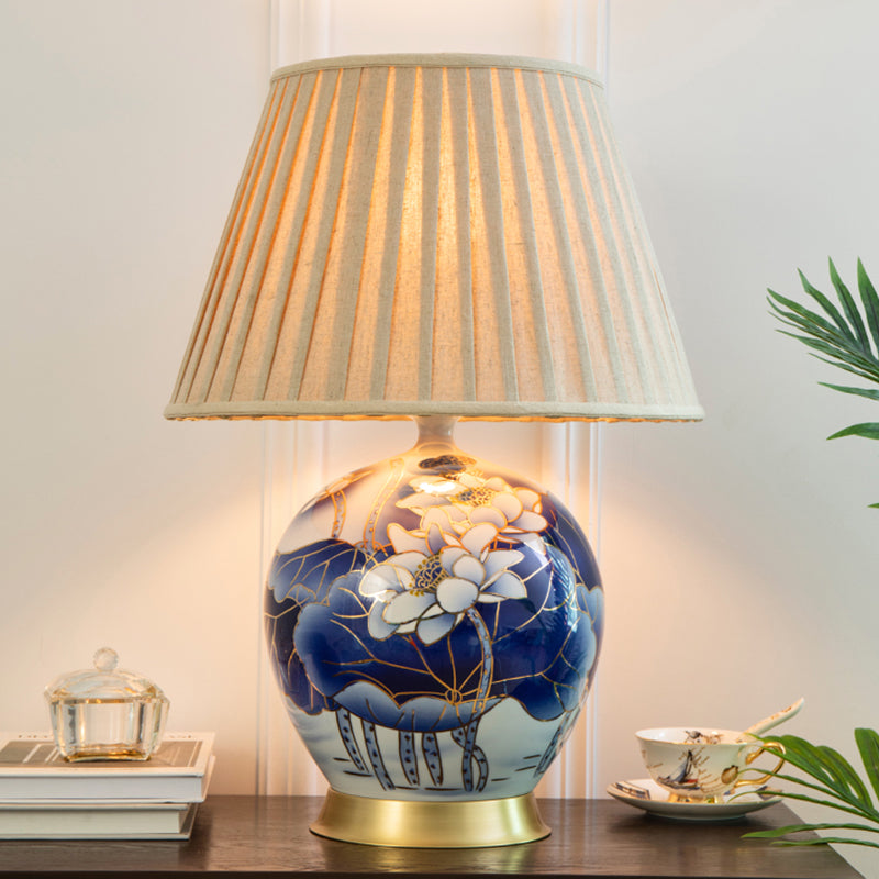 Traditional Vintage Scalloped Round Lotus Flower Fabric Ceramic Metal 1-Light Table Lamp For Living Room