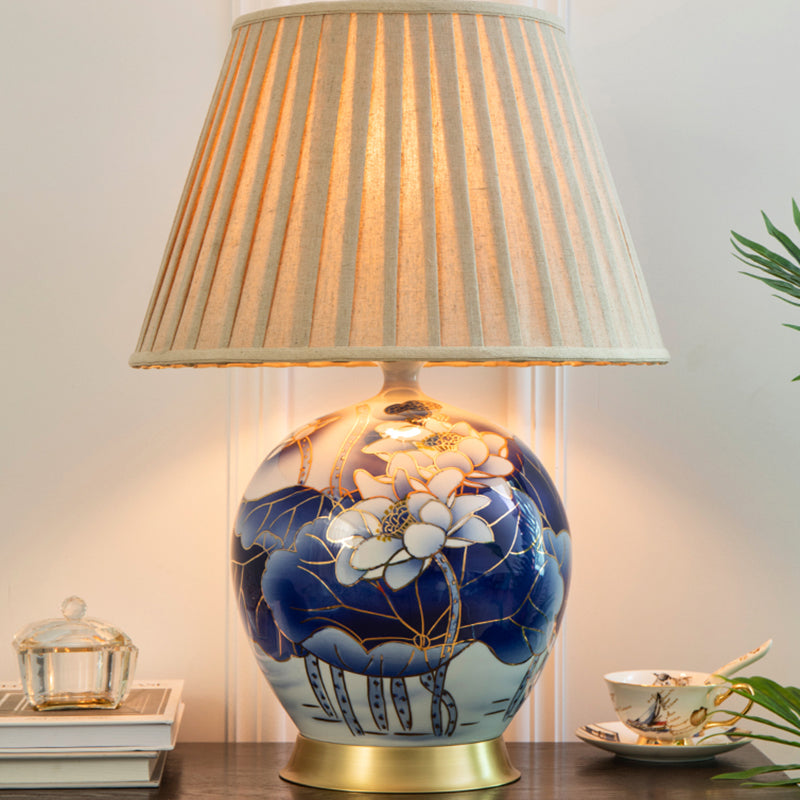Traditional Vintage Scalloped Round Lotus Flower Fabric Ceramic Metal 1-Light Table Lamp For Living Room