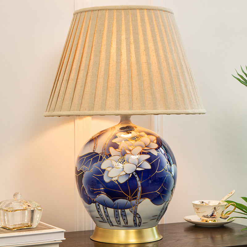 Traditional Vintage Scalloped Round Lotus Flower Fabric Ceramic Metal 1-Light Table Lamp For Living Room