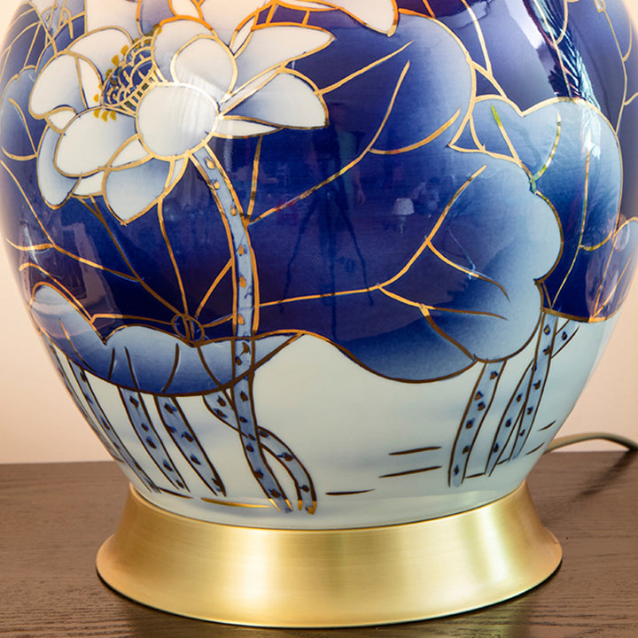 Traditional Vintage Scalloped Round Lotus Flower Fabric Ceramic Metal 1-Light Table Lamp For Living Room