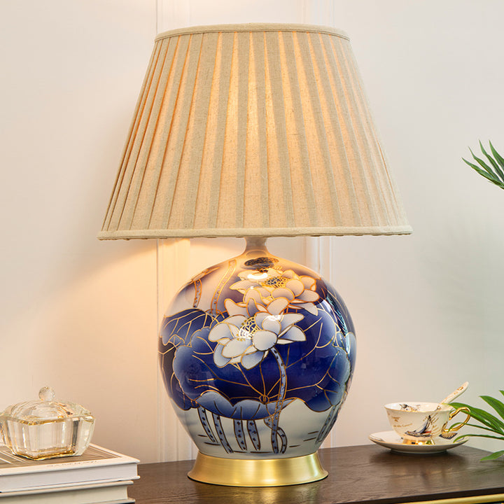 Traditional Vintage Scalloped Round Lotus Flower Fabric Ceramic Metal 1-Light Table Lamp For Living Room