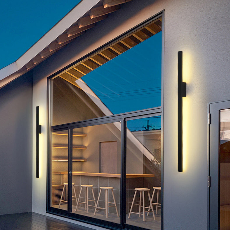 Moderne minimalistische rechteckige Basisstreifen-PC-Aluminium-LED-Wandleuchte für das Wohnzimmer 