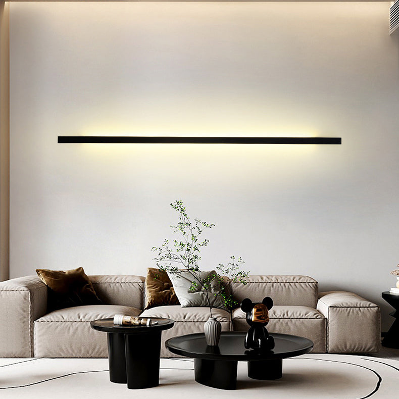 Moderne minimalistische rechteckige Basisstreifen-PC-Aluminium-LED-Wandleuchte für das Wohnzimmer 