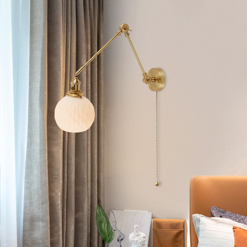 Traditionelle japanische Ball Kiefernglas Keramik Messing 1-Licht Wandleuchte für Wohnzimmer 