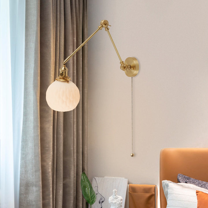 Traditionelle japanische Ball Kiefernglas Keramik Messing 1-Licht Wandleuchte für Wohnzimmer 