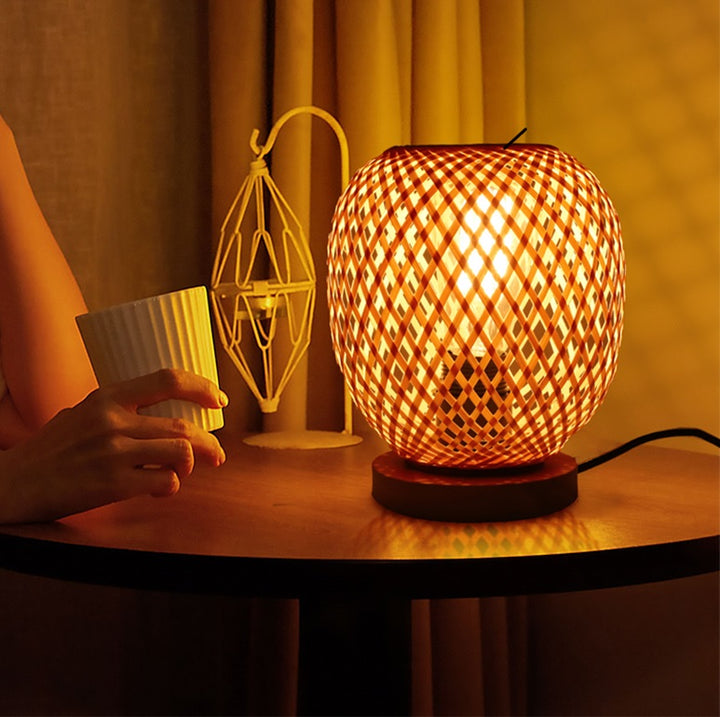 Lampe de table contemporaine en bois de bambou ajouré rond 1 lumière pour salon 