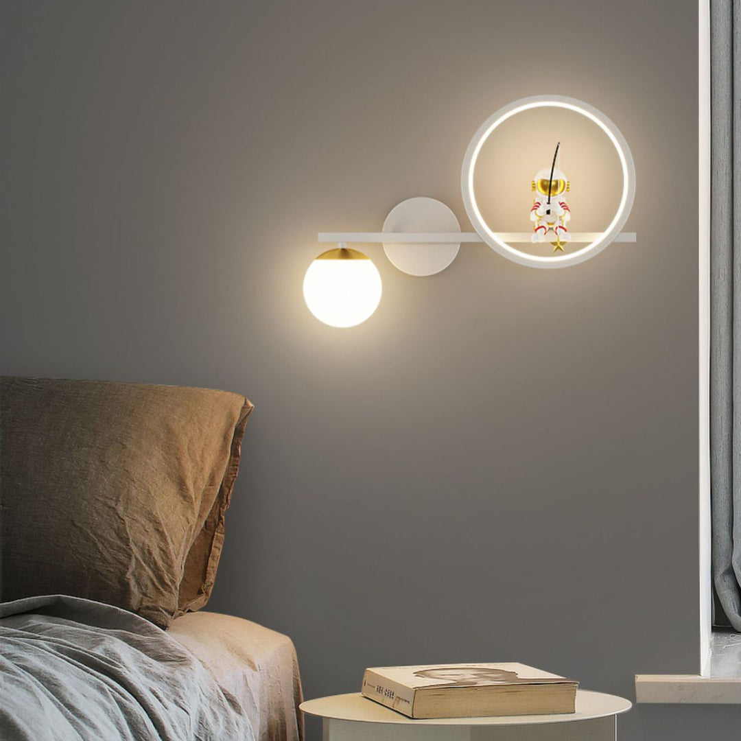Lampe murale LED en acrylique et fer, ronde, style Art déco moderne, avec astronaute, pour salon 