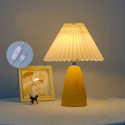 Traditional Vintage Scalloped Pleated Cone Fabric Wood LED Table Lamp For Living Room