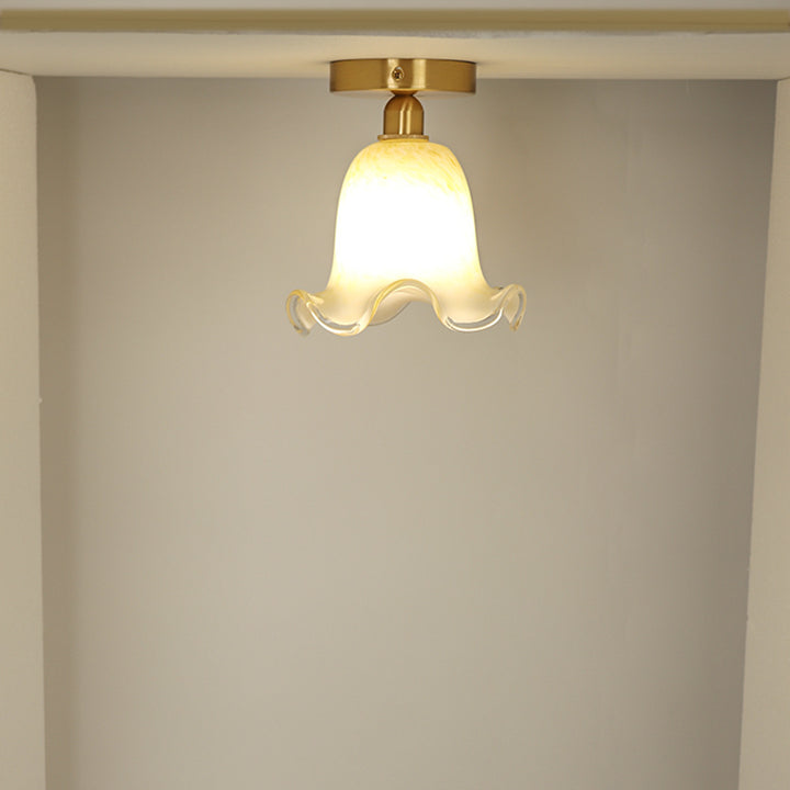 Luz de techo semiempotrada de 1 luz de cobre y vidrio redondo floral tradicional francés para sala de estar 