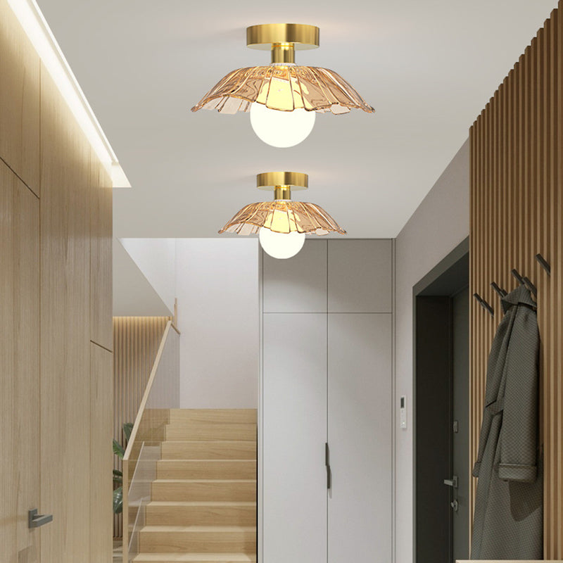 Zeitgenössische kreative Kugelschirm-Rundglas-Eisen-1-Licht-Halbeinbau-Deckenleuchte für das Wohnzimmer 
