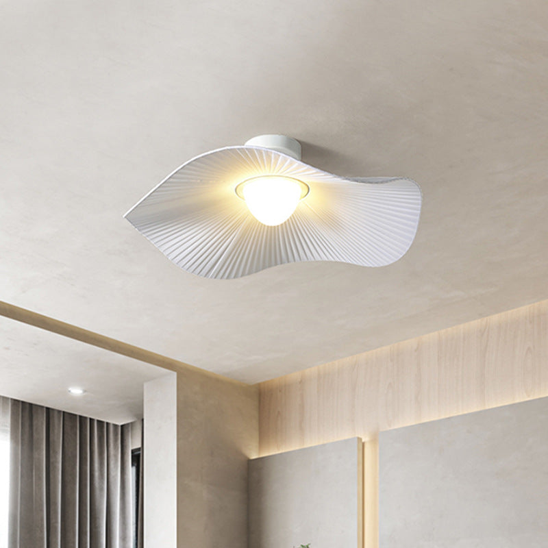 Plafonnier LED semi-encastré en tissu à volants crème traditionnel français pour salon 