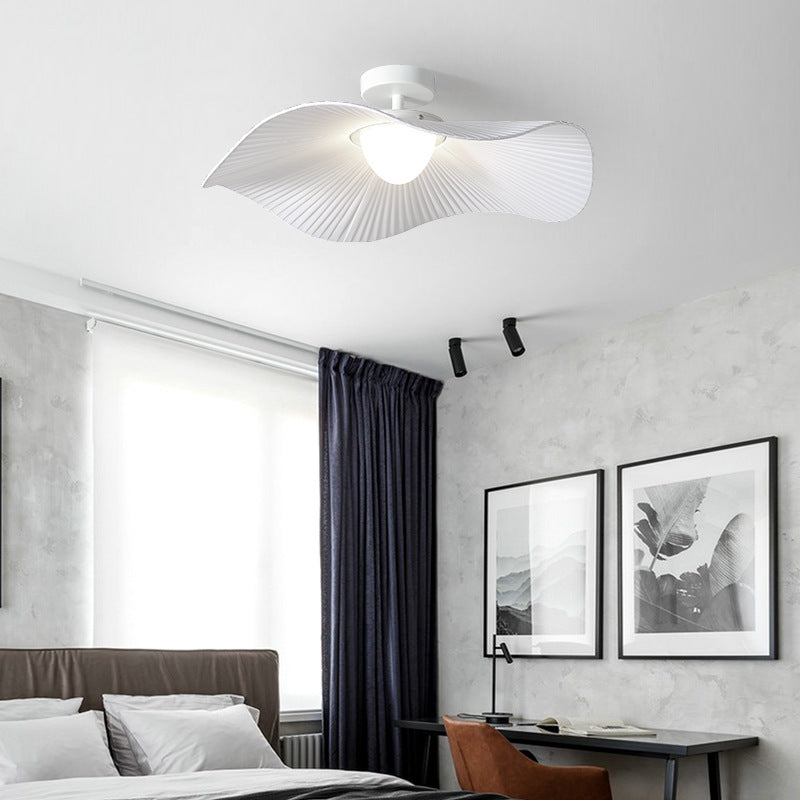 Plafonnier LED semi-encastré en tissu à volants crème traditionnel français pour salon 