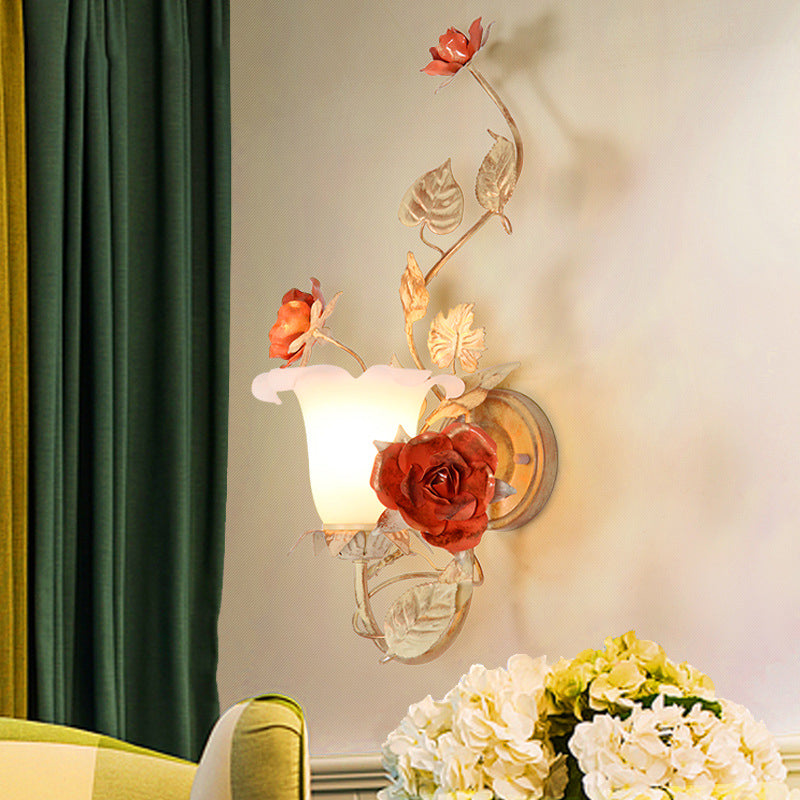 Traditional Rustic Rose Leaf Round Glass Iron 1-Light Wall Sconce Lamp For Bedroom