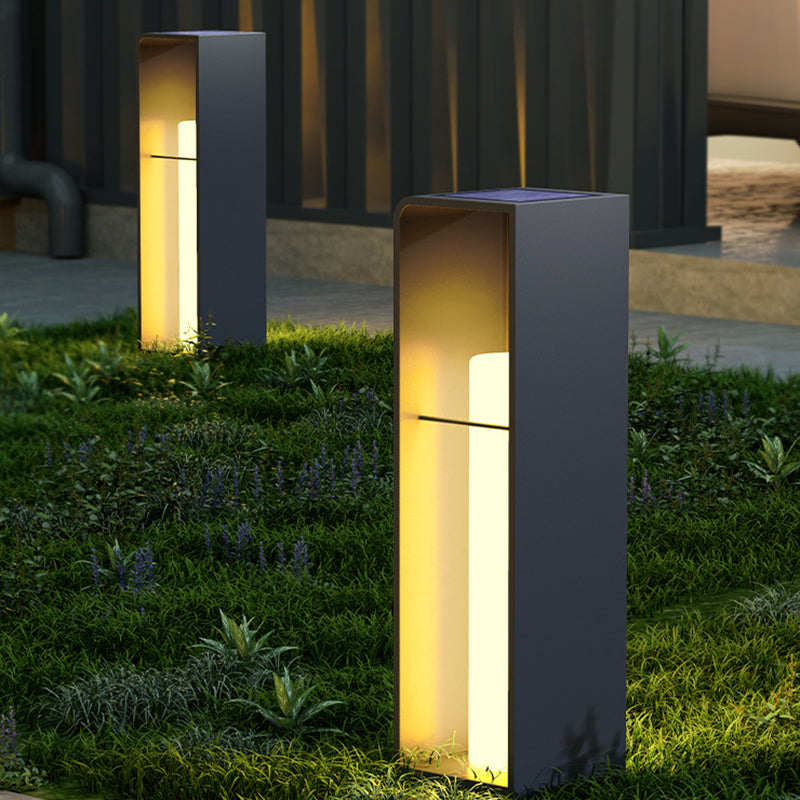 Moderne minimalistische rechteckige Zylinder-Solar-Wasserdichte PE-Hardware-LED-Außenleuchte für den Garten 