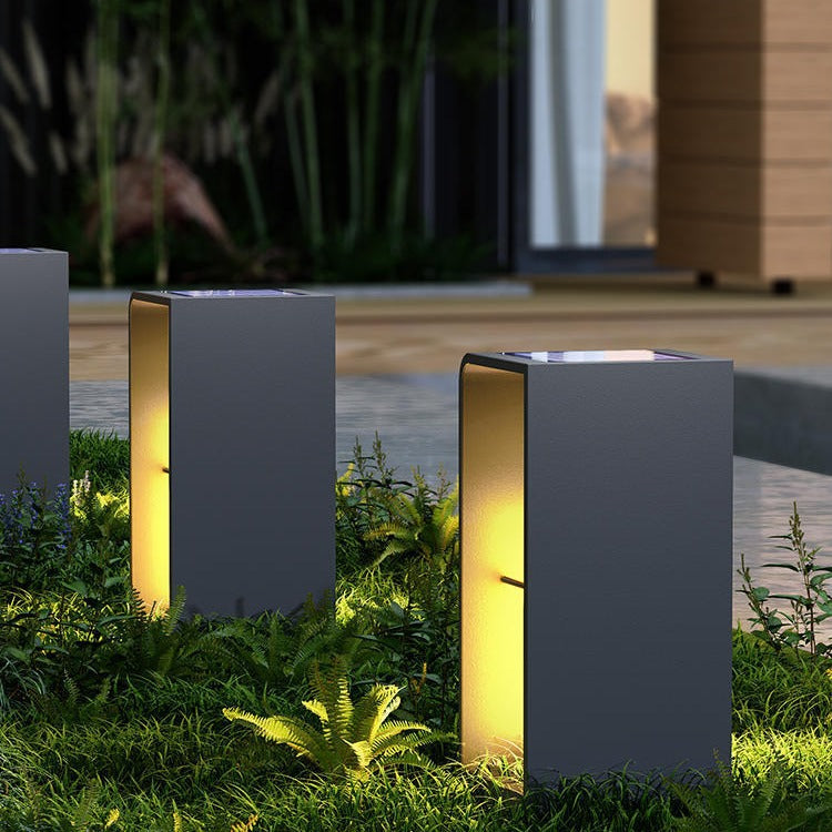 Moderne minimalistische rechteckige Zylinder-Solar-Wasserdichte PE-Hardware-LED-Außenleuchte für den Garten 