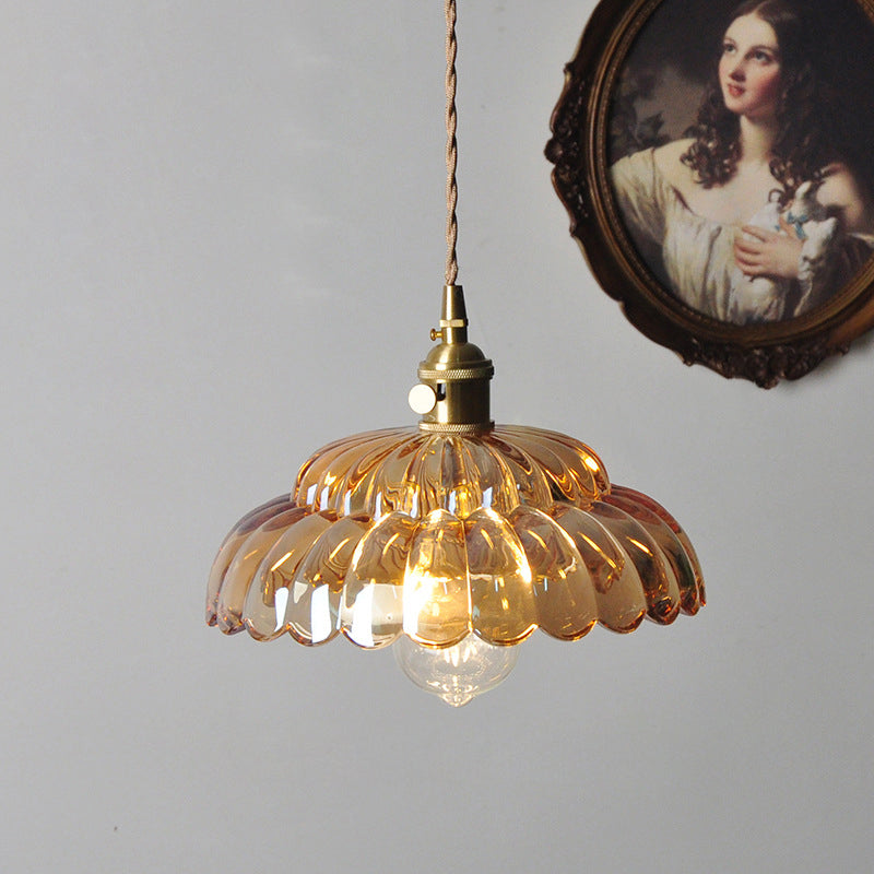 Suspension lumineuse en laiton avec verre rond et fleurs japonaises traditionnelles à 1 lumière pour salon 