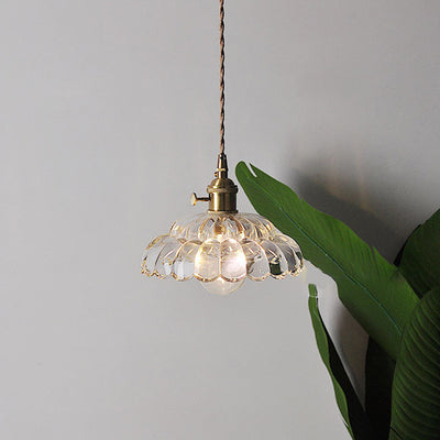 Suspension lumineuse en laiton avec verre rond et fleurs japonaises traditionnelles à 1 lumière pour salon 