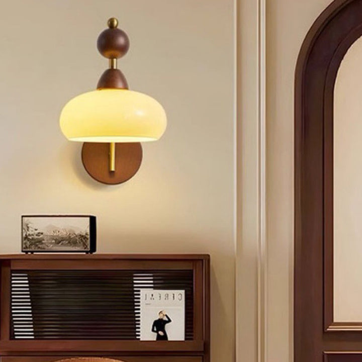 Traditionelle Vintage Runde Kugel Halbrunde Glas Eschenholz Hardware 1-Licht Wandleuchte Für Wohnzimmer 