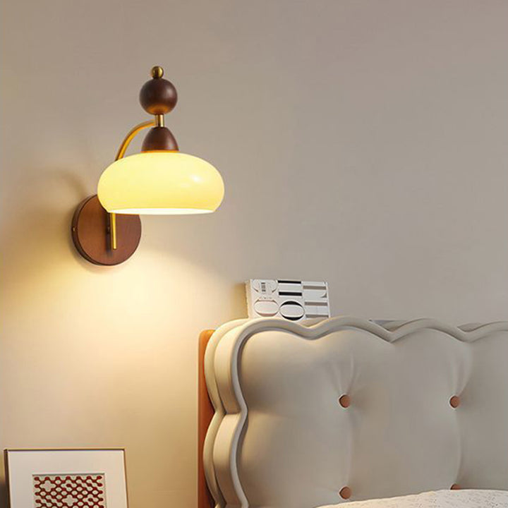 Traditionelle Vintage Runde Kugel Halbrunde Glas Eschenholz Hardware 1-Licht Wandleuchte Für Wohnzimmer 