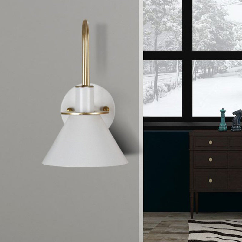 Contemporary Scandinavian Scalloped Curved Round Iron 1-Light Wall Sconce Lamp For Living Room