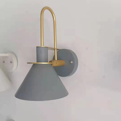 Contemporary Scandinavian Scalloped Curved Round Iron 1-Light Wall Sconce Lamp For Living Room