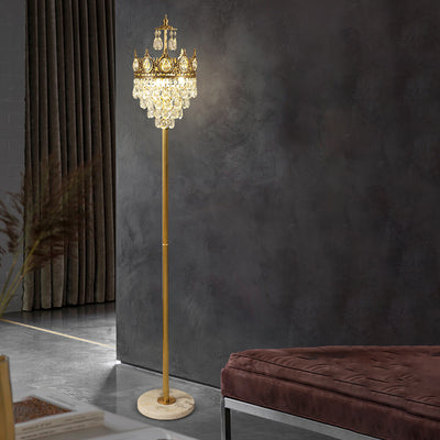 Lampe de sol traditionnelle de luxe en cuivre et laiton avec pendentif couronne en cristal à 3 lumières pour chambre 