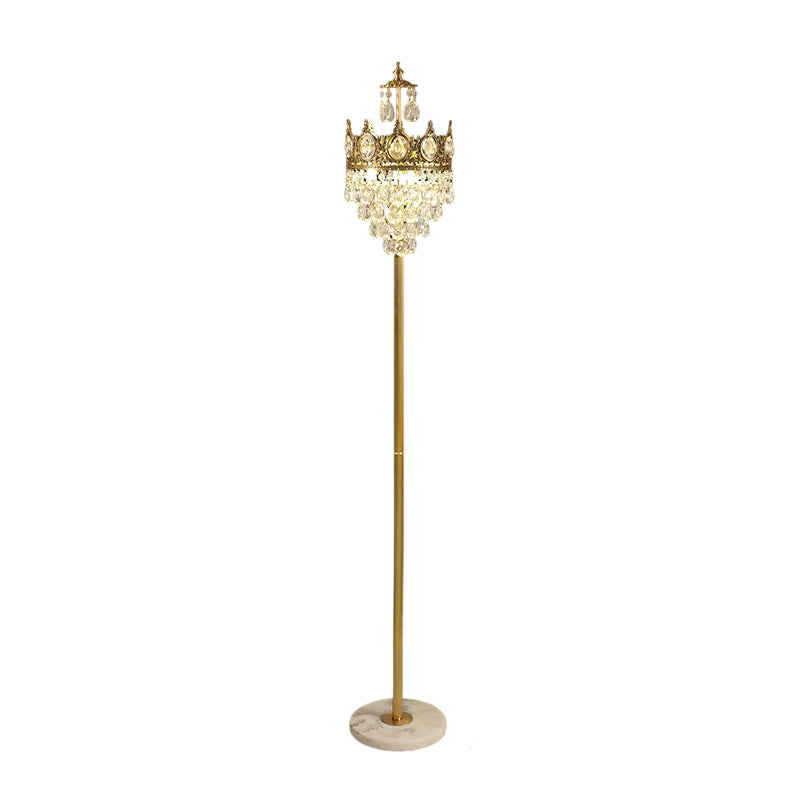 Lampe de sol traditionnelle de luxe en cuivre et laiton avec pendentif couronne en cristal à 3 lumières pour chambre 