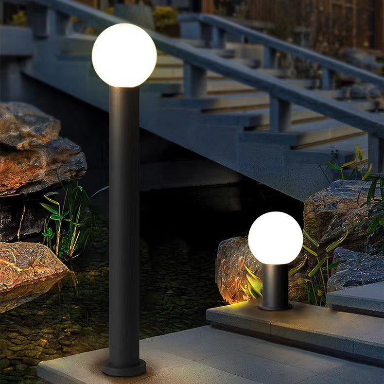 إضاءة خارجية LED من الألومنيوم على شكل أسطوانة مقاومة للماء بتصميم بسيط وحديث للحديقة 