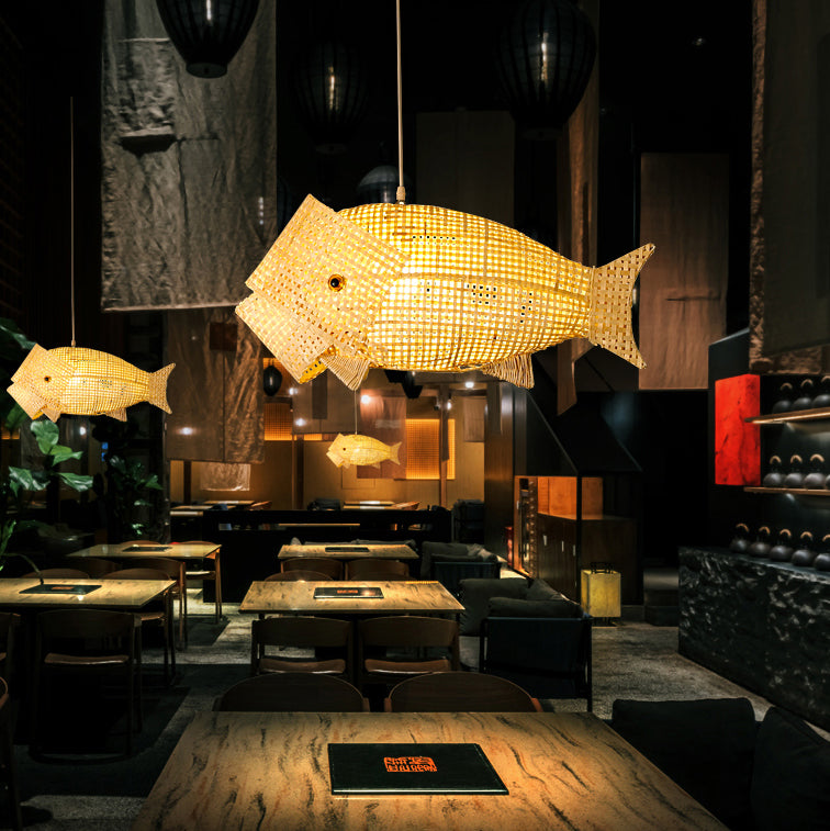 Suspension lumineuse elliptique 1 lumière en bambou tissé traditionnel japonais en forme de poisson pour salle à manger 