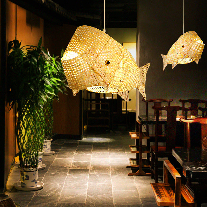Suspension lumineuse elliptique 1 lumière en bambou tissé traditionnel japonais en forme de poisson pour salle à manger 
