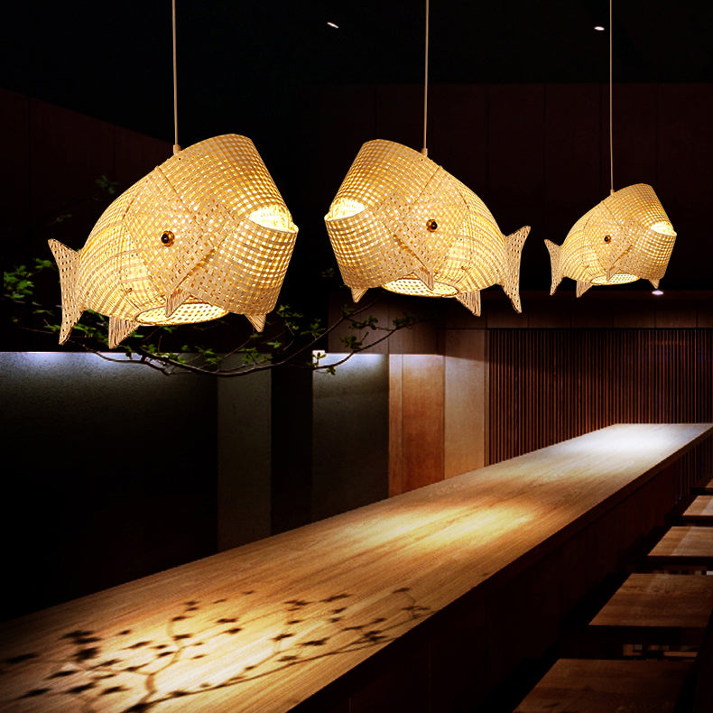 Suspension lumineuse elliptique 1 lumière en bambou tissé traditionnel japonais en forme de poisson pour salle à manger 