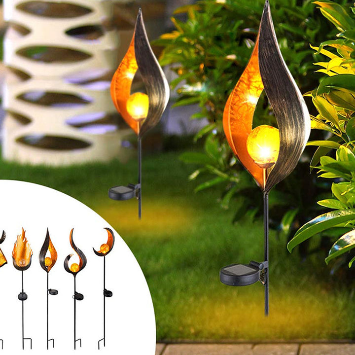 Éclairage paysager à LED en forme de goutte de lune flamme en fer solaire étanche traditionnel européen pour jardin 