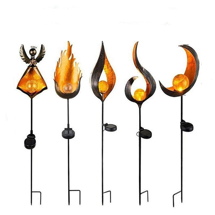 Éclairage paysager à LED en forme de goutte de lune flamme en fer solaire étanche traditionnel européen pour jardin 