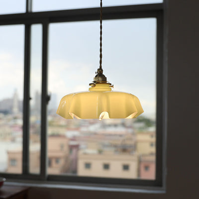 Lustre suspendu traditionnel français en laiton, verre, fer, rond, plié, 1 lumière pour chevet 