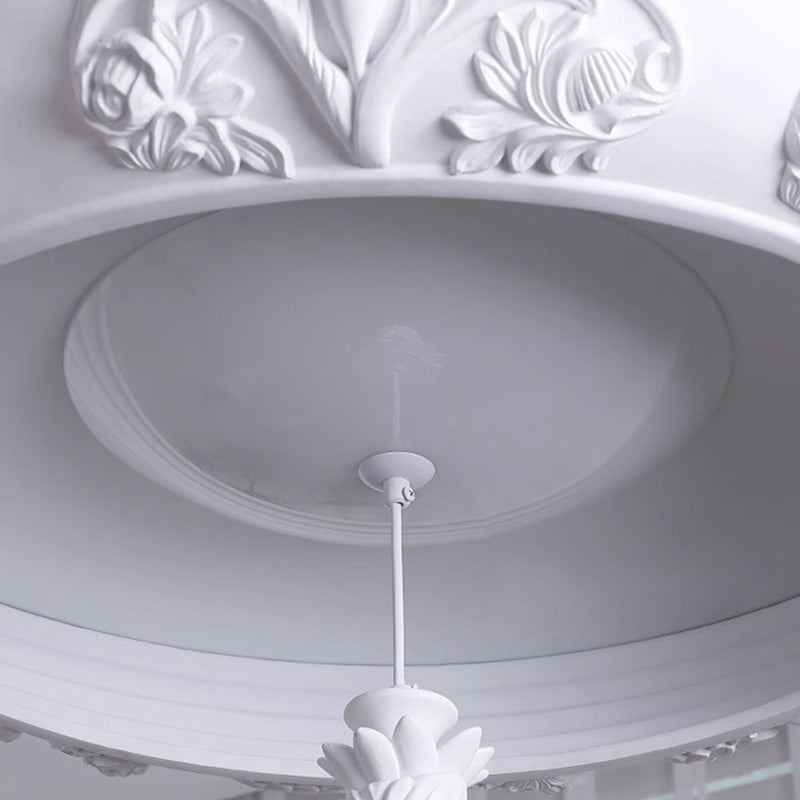 Traditionelle französische runde geschnitzte LED-Kronleuchter aus Kunstharzglas für Esszimmer 