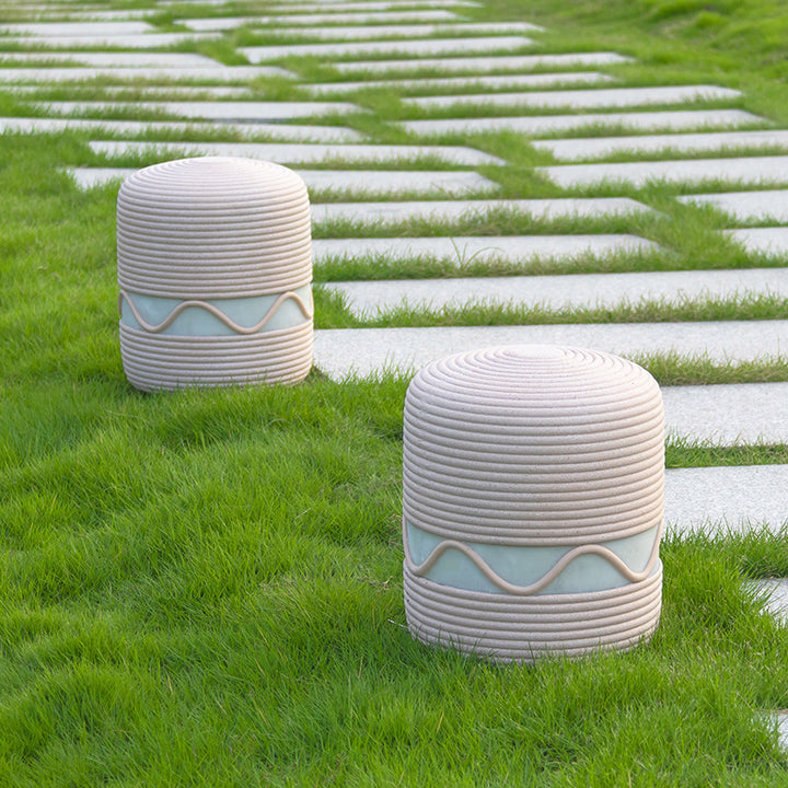 Éclairage paysager extérieur à LED en cylindre de résine solaire étanche traditionnel japonais pour jardin 