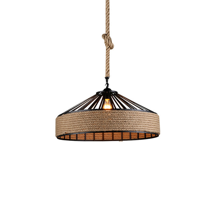 Suspension contemporaine industrielle en fer avec corde de chanvre ronde conique à 1 lumière pour salle à manger 