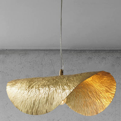Suspension moderne en laiton à chapeau feuille de lotus symétrique à 1 lumière pour salon 
