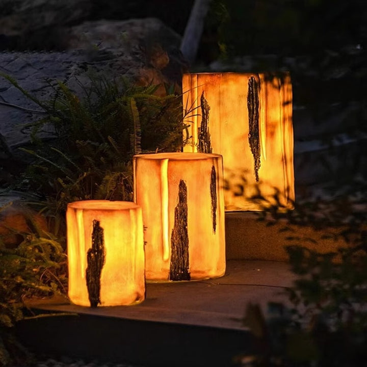Art déco moderne solaire résistant à l'eau en résine fibre de verre cylindre souche d'arbre grain de bois LED éclairage paysager lumière extérieure pour jardin 