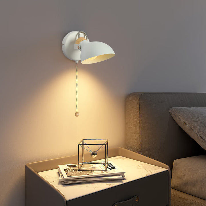 Aplique de pared de 1 luz con interruptor de cable giratorio de metal y madera redondo nórdico contemporáneo para mesita de noche 