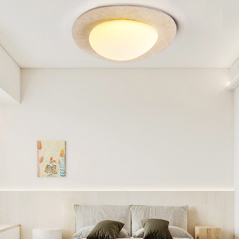 Zeitgenössische nordische Travertin-Kunststoff-Kopfsteinpflaster-elliptische LED-Unterputz-Deckenleuchte für Wohnzimmer 